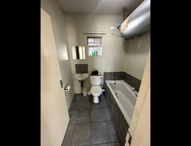 2 BEDROOM APARTMENT FOR SALE IN FLEURHOF